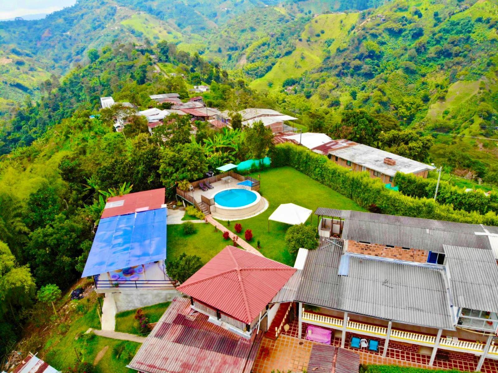 Mountain View Hostel San Peregrino Eksteriør bilde